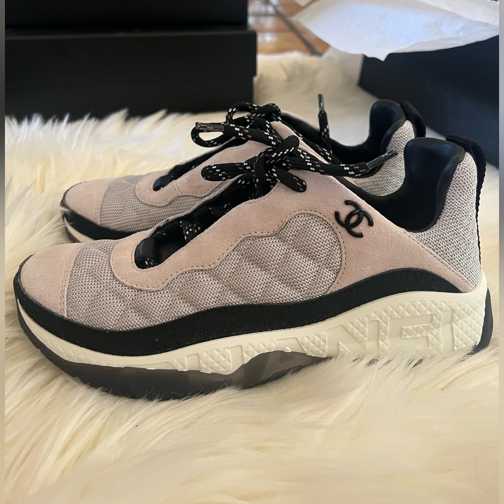 Chanel woman sneakers